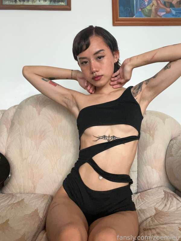 zoemieu image #1
