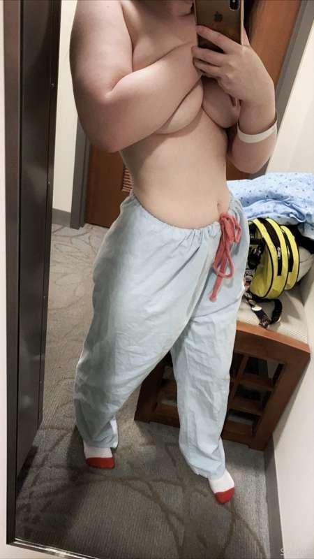 scarlettclown image #0