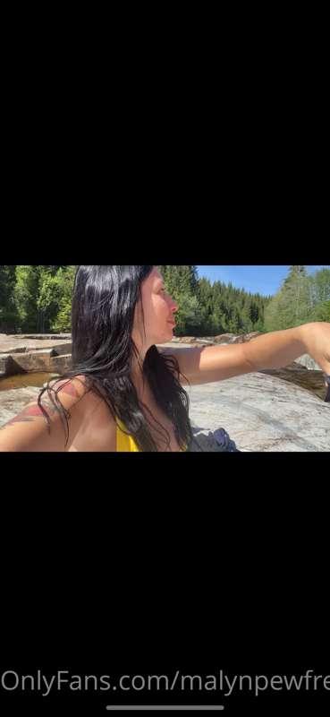 Ny sexvideo fra ute i naturen ligger free på VIP nå!! Hadde ..