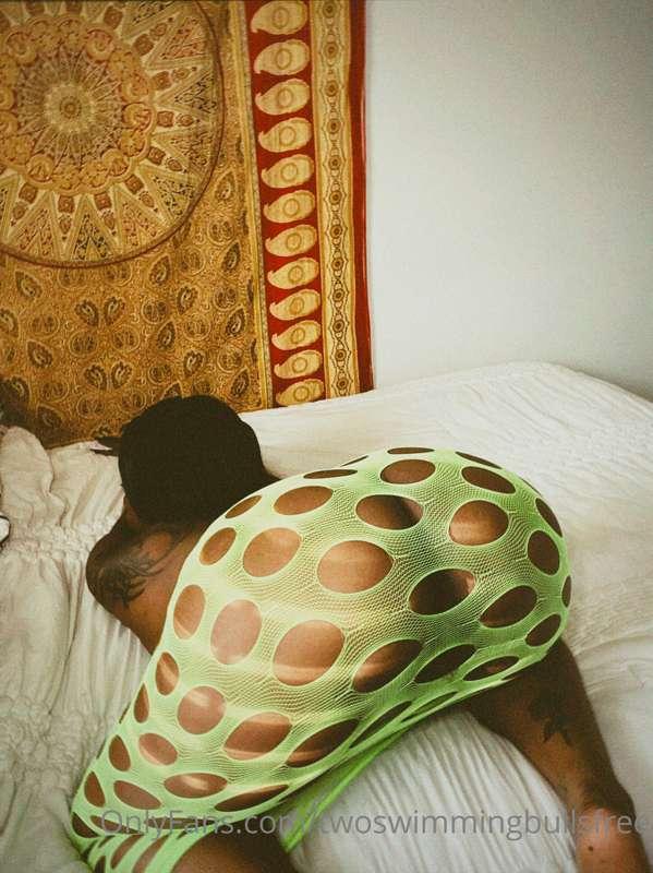 What would you do to this ass? 🍑🍑🍑

Taking custom video & ph..