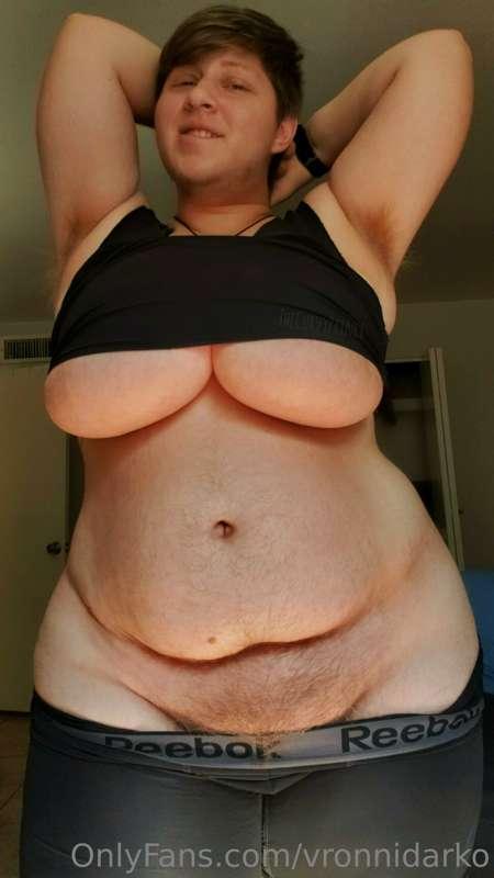 thecurvyprince image #2