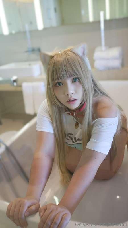 If you scroll and see this say hi! I’ll try to say hi back!