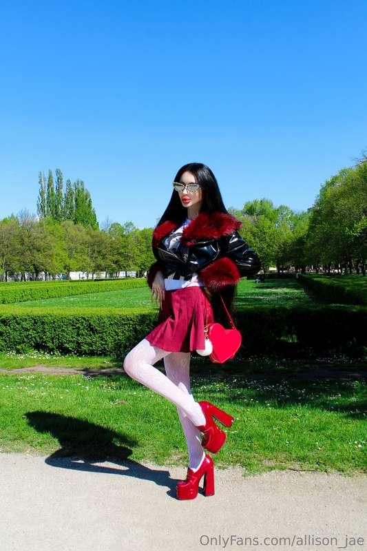 Went out for a little walk today. What do you think of my pa..