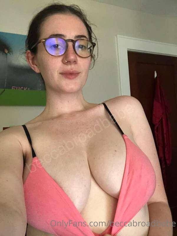hellooo there