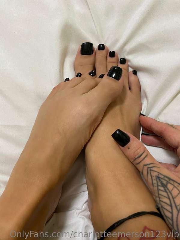 🦶🦶
