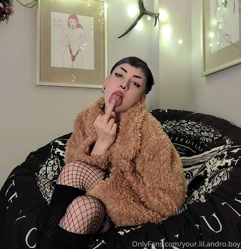 🖤🖤🖤 I had some fun in my fishnets 🖤🖤🖤