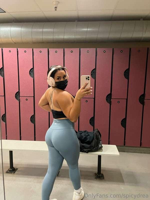 will you be my personal trainer? 🙈
