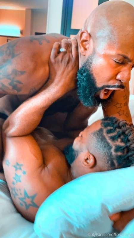 Grab the fuck out of my neck while I fuck the hell out of YO..