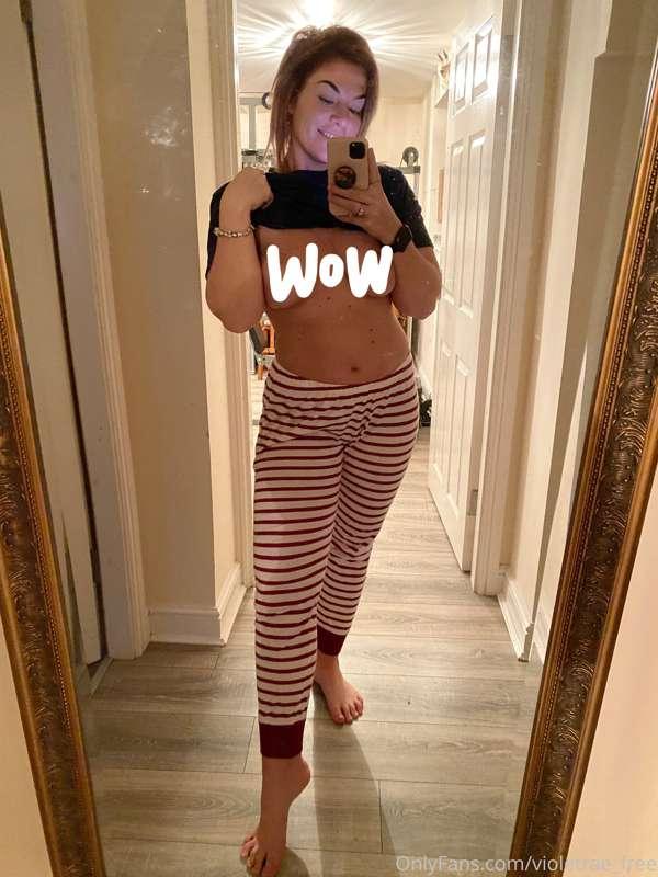 All my explicit content 🤫🤪
Www.onlyfans.com/violetraeofficia..