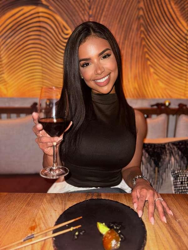 let's share a glass 🍷