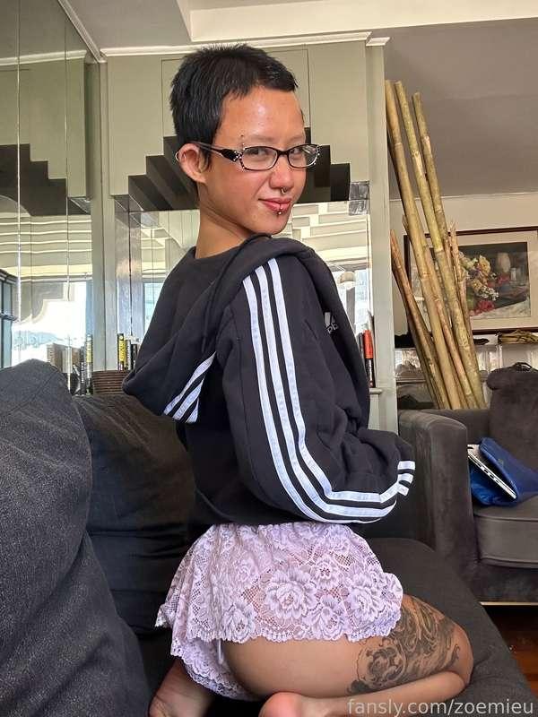 zoemieu image #3