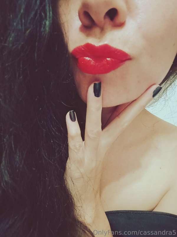 where do you imagine this mouth?🫣