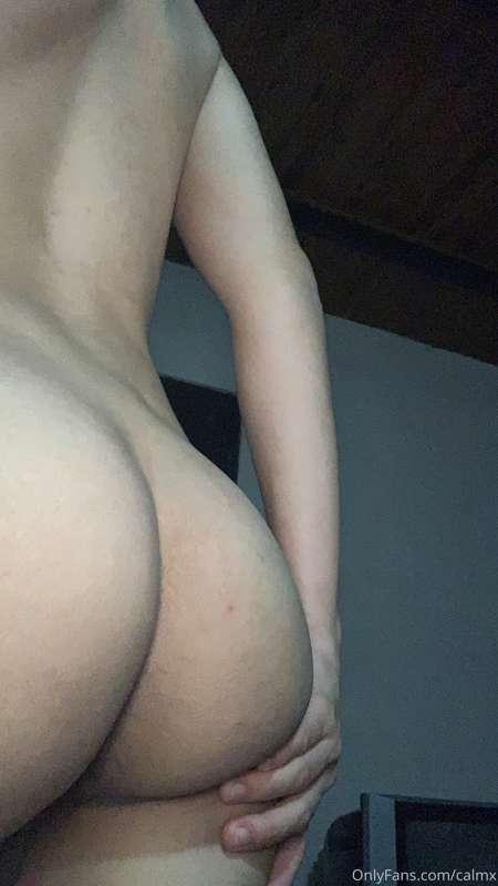 my ass is waiting for your face 😋