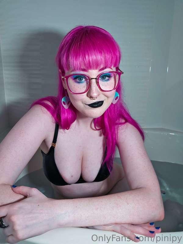 My tits are dying to come out of this bra