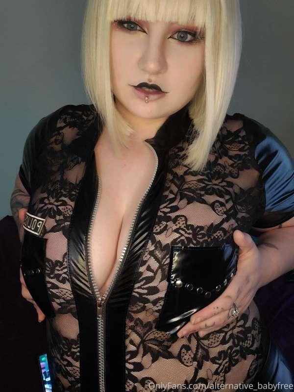 Come play with me 💋