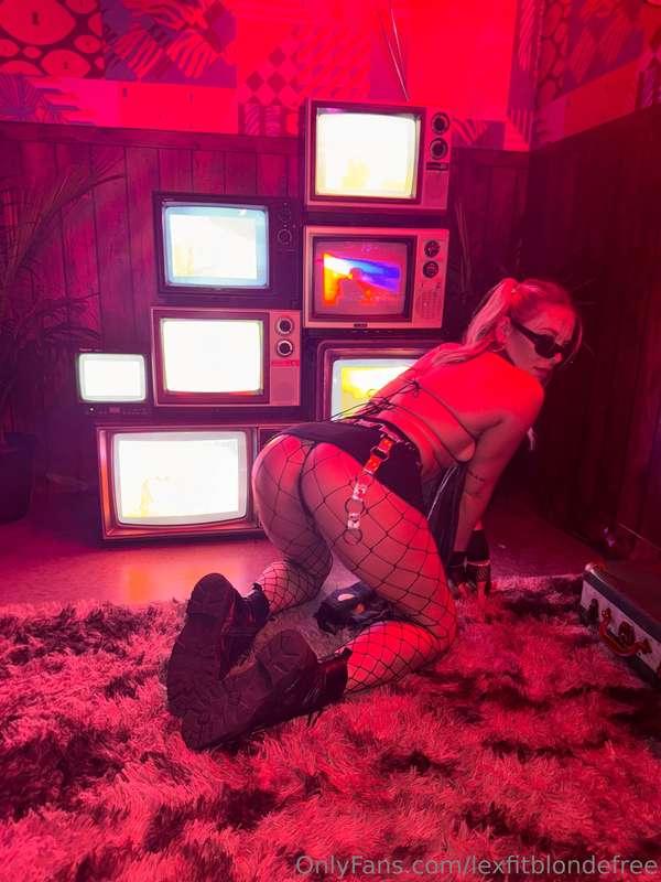 Can I be your rave bae?