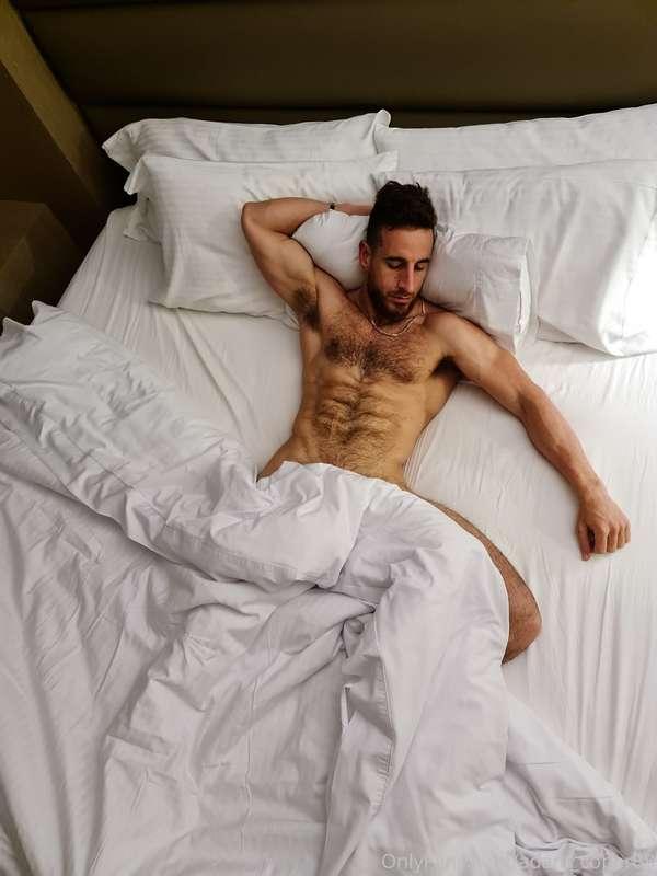 do you want to sleep with me? 😏