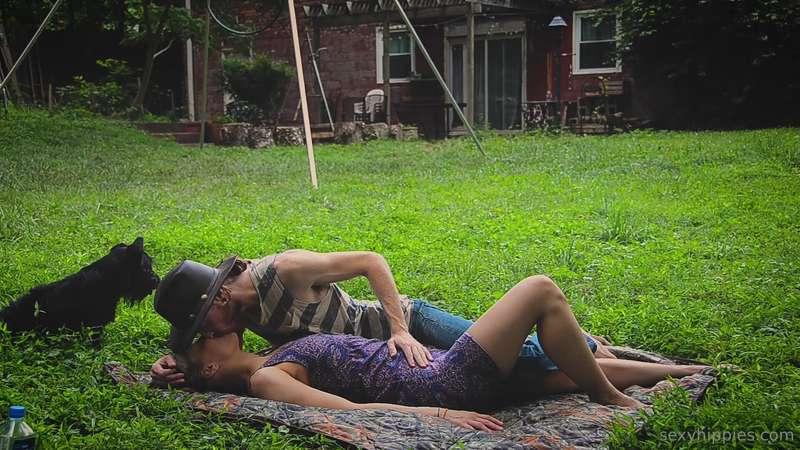 sexyhippies image #2