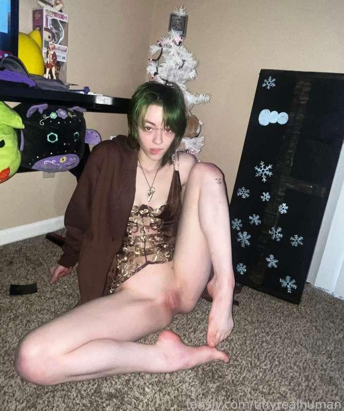 tinyrealhuman image #0