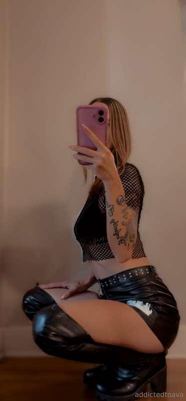 Dressing up to be dressed down 🔥