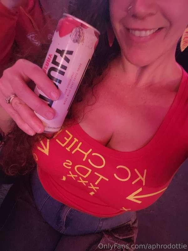 Games aren't won in the first half....let's GOOOOOO! ❤️🏈💛