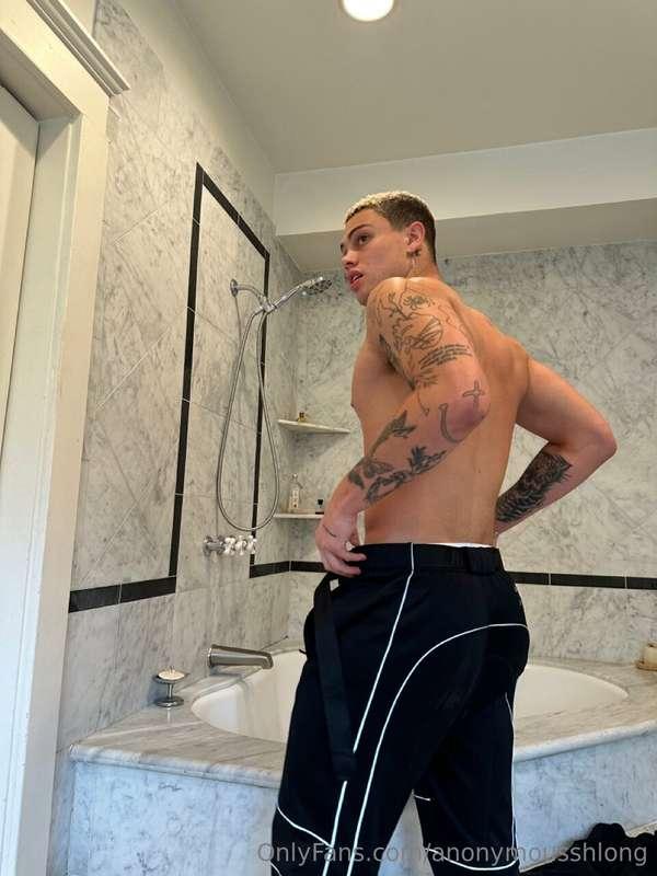 anonymousshlong image #0