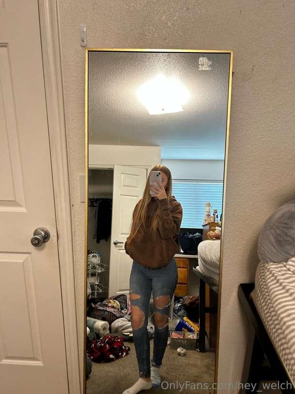 Not everything I post is for everyone 🔒😏