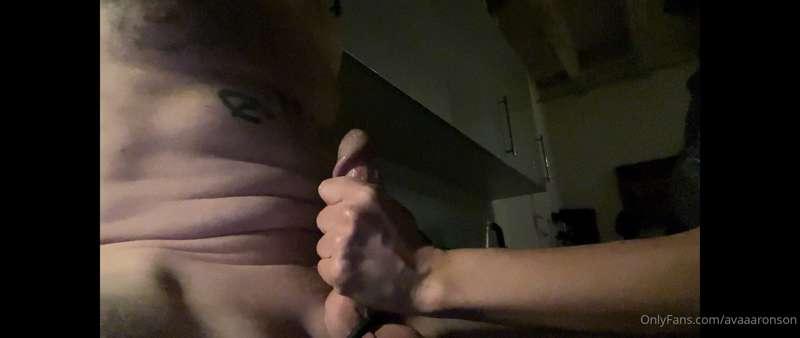 KITCHEN COUNTER EDGING WITH DIRTY TALK - MY FAVORITE. See me..