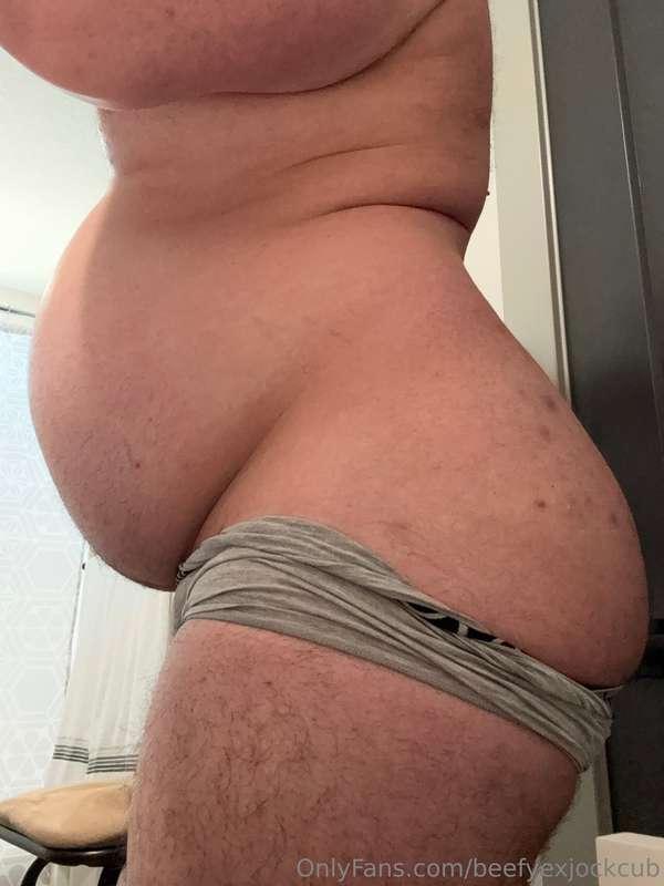 beefyexjockcub image #3