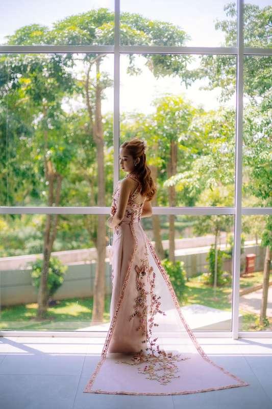 A girl in pink cheongsam🌸