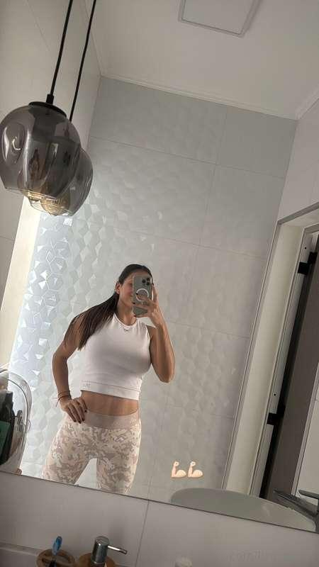 🎀