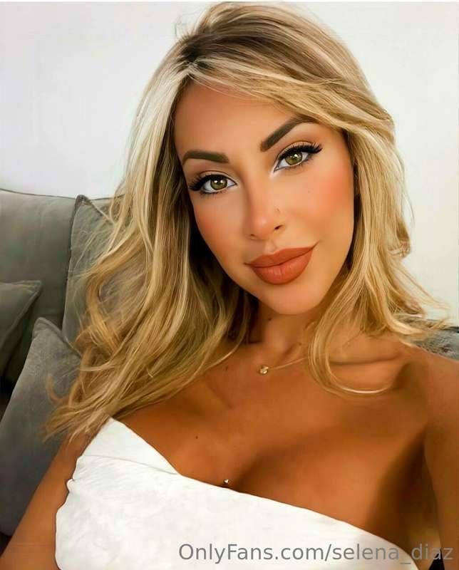 I want to feel your cum all over my face 🍆💦
