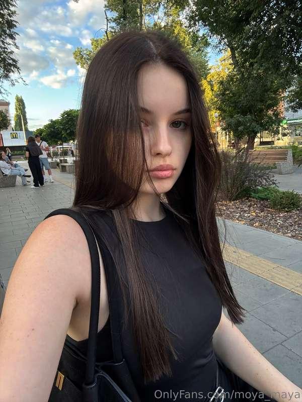 You: exists Me: 😍