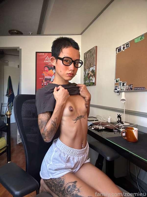 zoemieu image #0