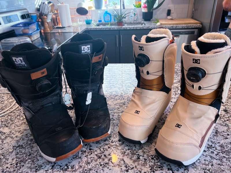 Had an idea:

Out with the old (black), in with the new (san..