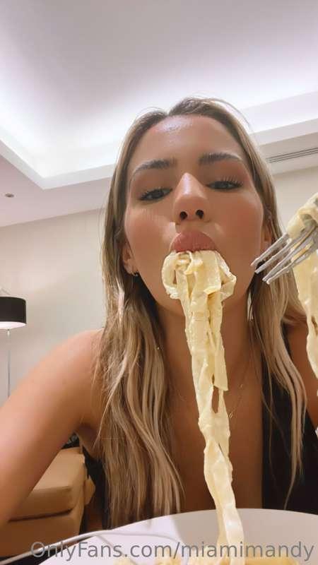 What's your favorite food? 🍝