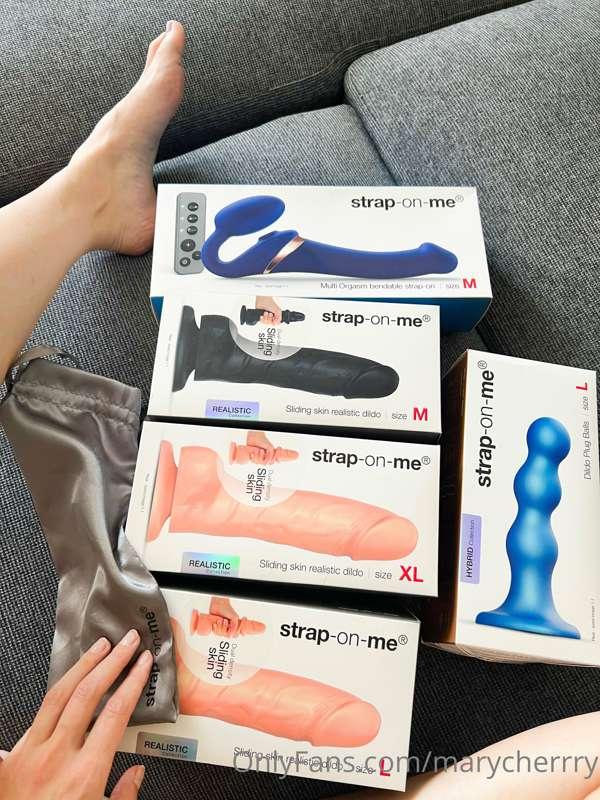 These  new toys are pure perfection,so soft!😍Can't wait to t..