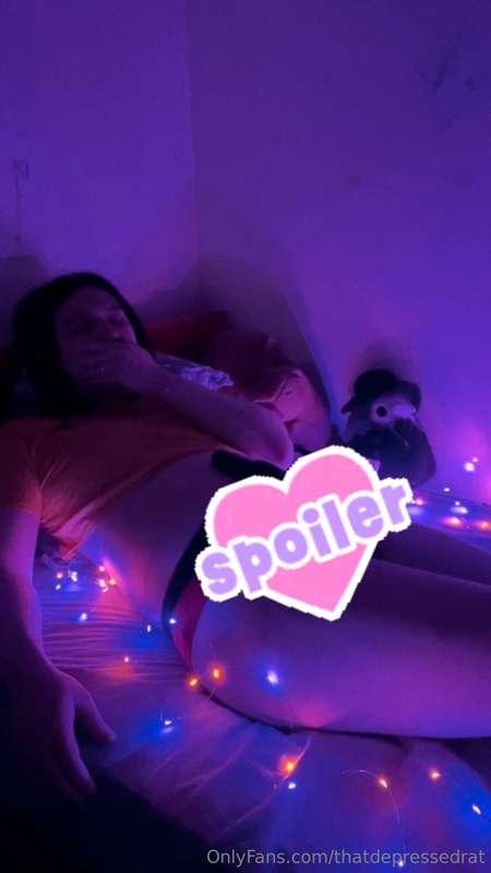 I'm finally back :> and I got a new toy I'll be having a lot..