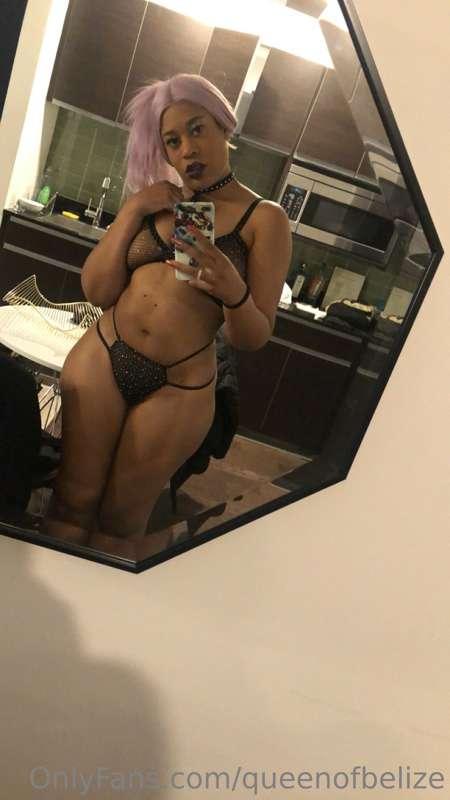 i love this lingerie.. so easy to pull to the side 😈