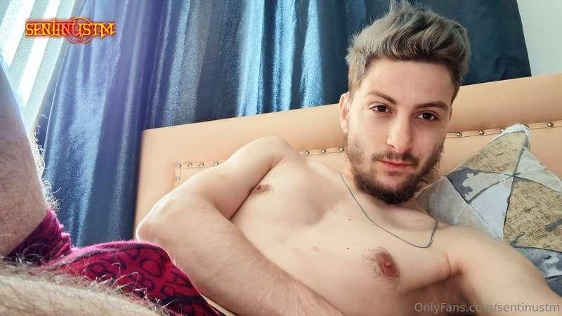 Pembe külodunuz yavaş yavaş ıslanıyor kızlarım.Çekin elinizi..