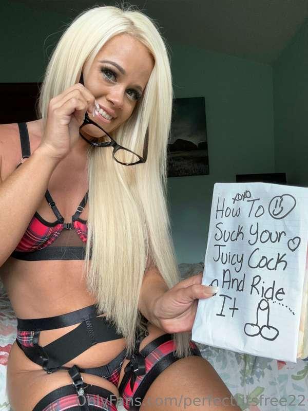 I’m learning how to be a good student 👩‍🎓!