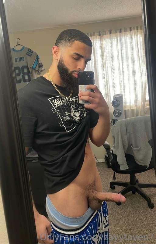 😈