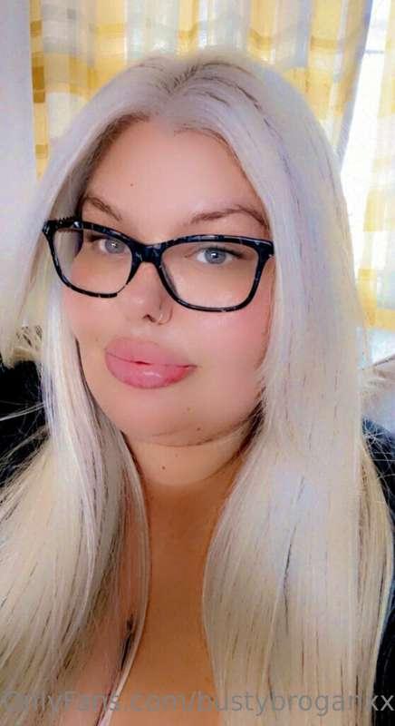 Had my hair done do you like? Xx