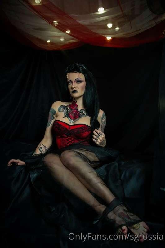 #gothday with Tastyzombie
Check the list of models at the li..