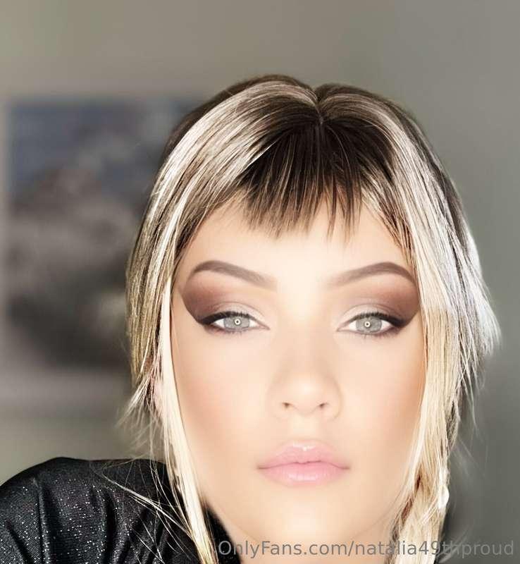 Stronger than yesterday, braver than I ever imagined.🏋️‍♀️