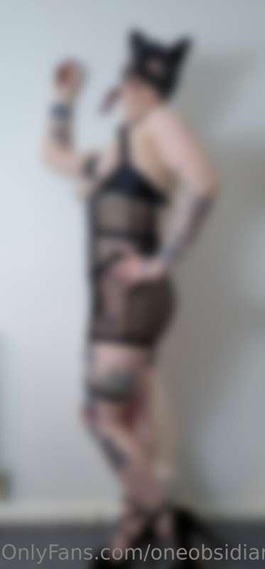 This set is a combination with 4 different outfits. One is a..