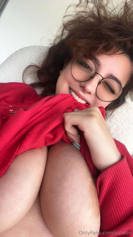 Night 💋I love RED✨ Netflix and chill 😎