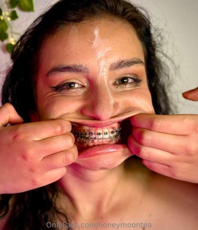 Would you cum in here? 