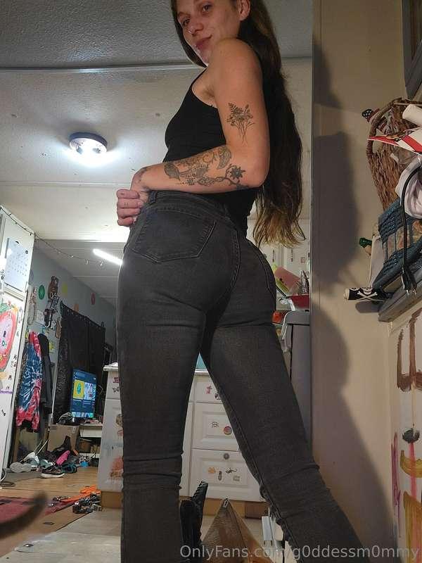 Do these jeans fit good? 