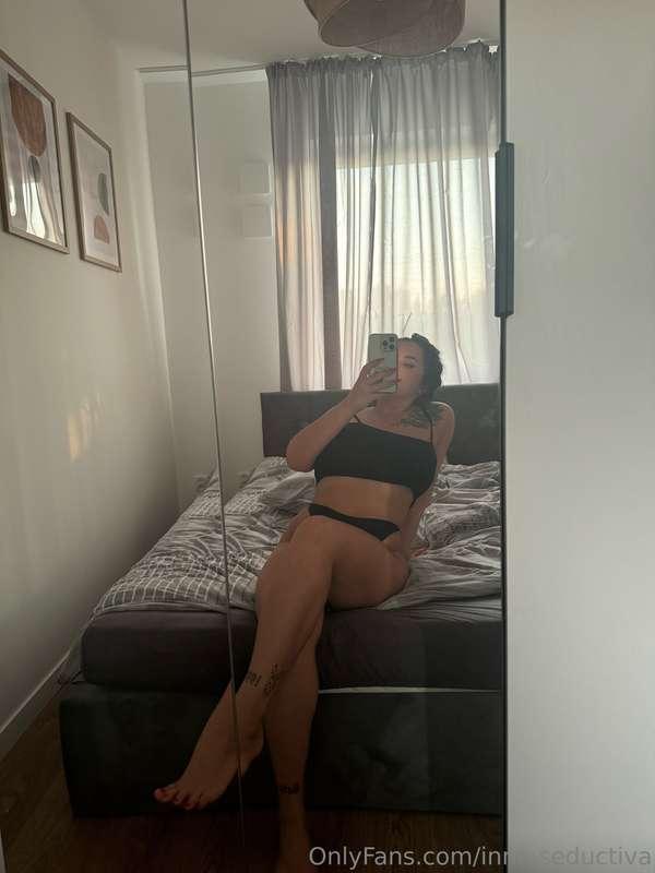 Get undressed and lie down🖤
